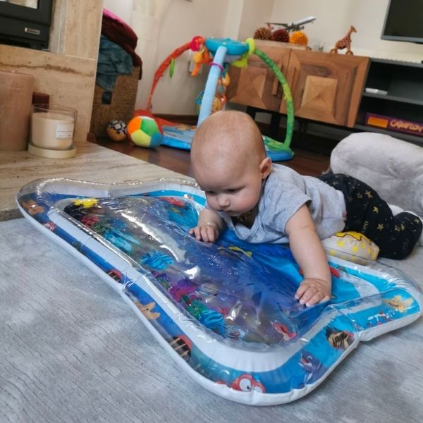 Tumble & Twig Tummy Time Mat